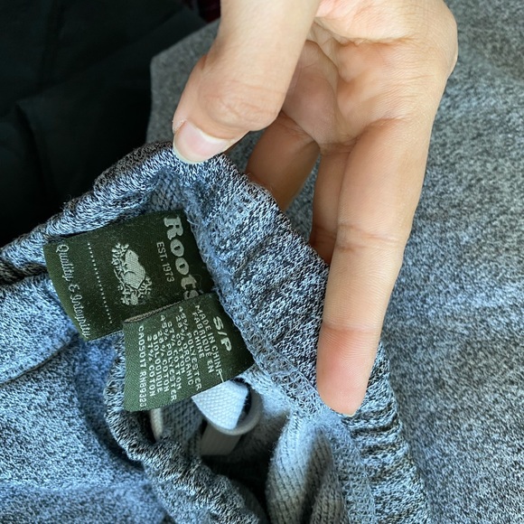 Grey roots sweatsuit - Picture 11 of 14